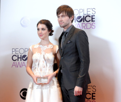 Adelaide Kane - 40th People's Choice Awards held at Nokia Theatre L.A. Live in Los Angeles (January 8, 2014) - 52xHQ ZtvtrIE2